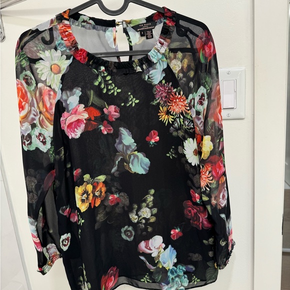 Ted Baker London floral blouse - Picture 1 of 3